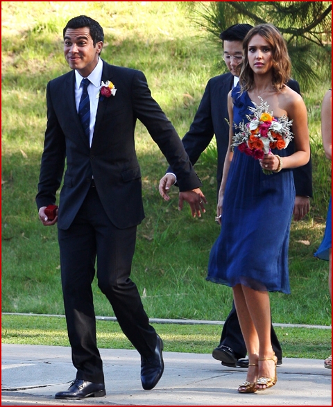 Excited best man Cash Warren and his wife Jessica Alba supported their 