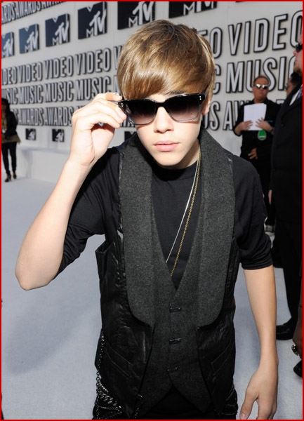 justin bieber pictures 2010. One Response to “Justin Bieber